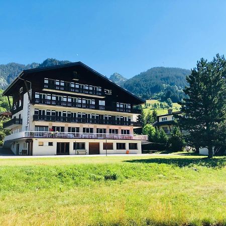 Cent Cristaux Bed & Breakfast Abondance Dış mekan fotoğraf
